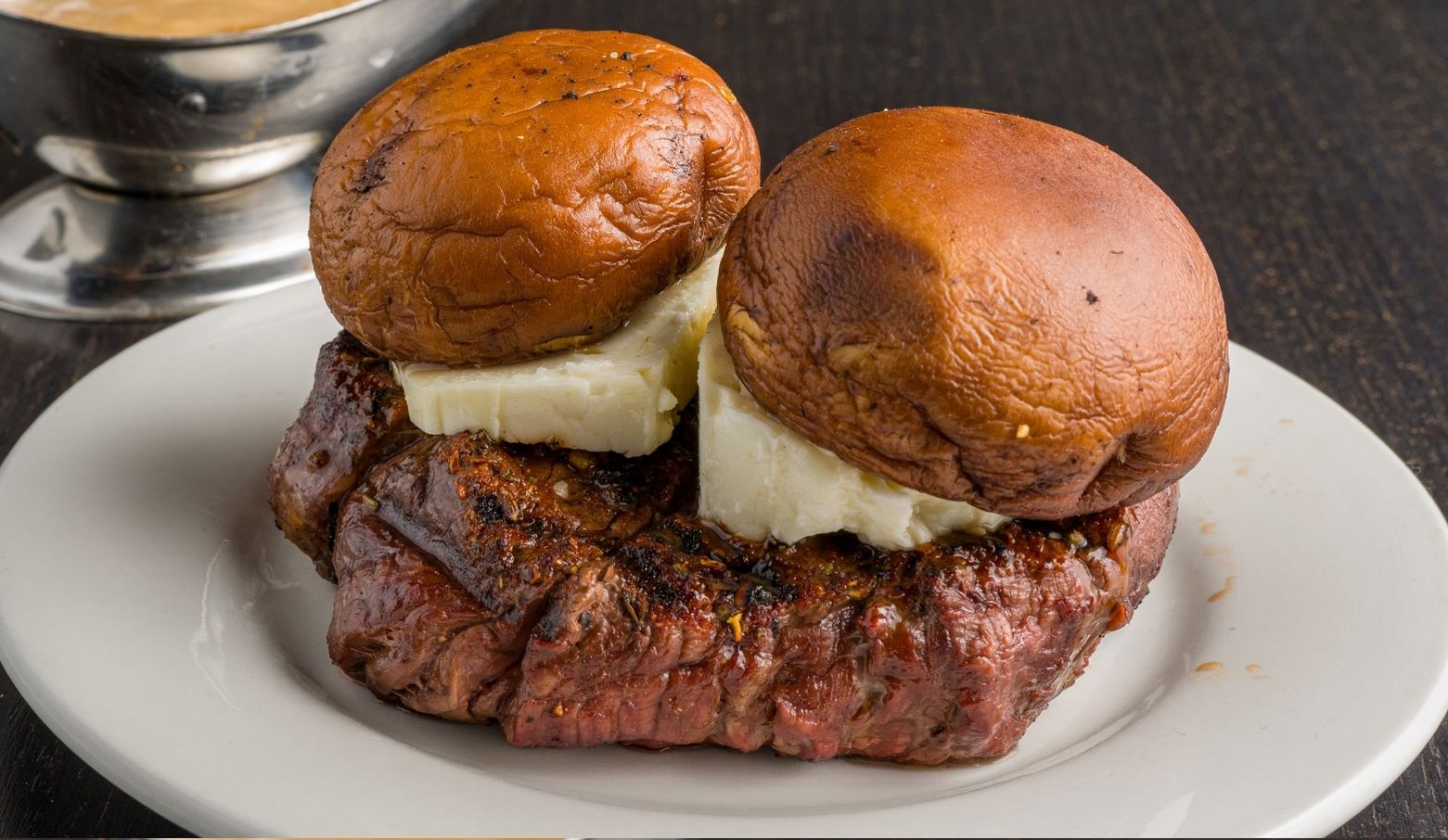 FILET MIGNON AU POIVRE