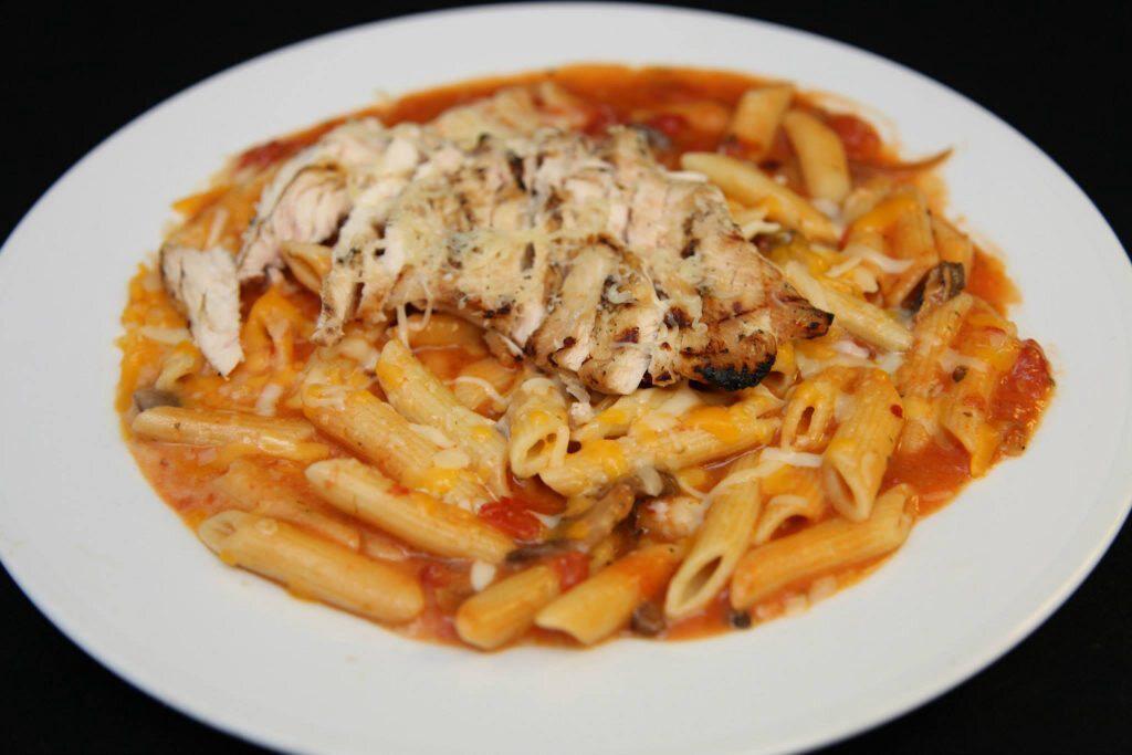 HERB CHICKEN PENNE